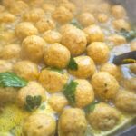 עוגת כדורי שוקולד וקרם וניל ושוקולד